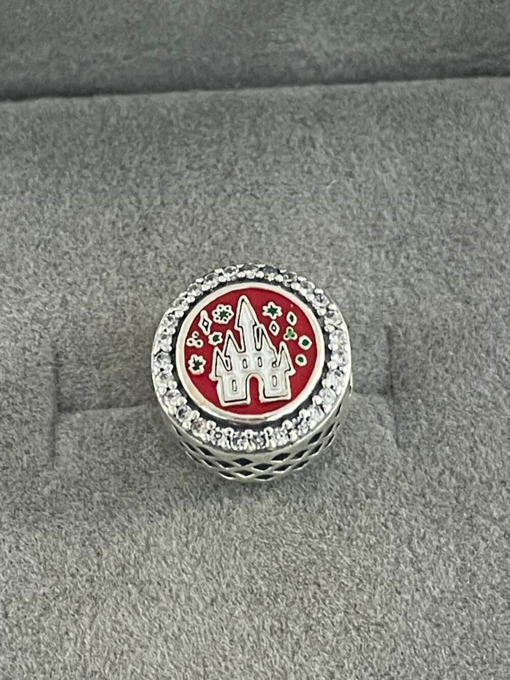 Disney Parks Merry Christmas Minnie Castle Candy Cane Pandora Charm